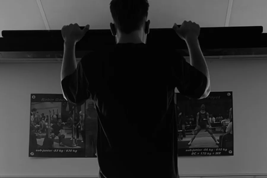 Traction à la barre, street lifting au Powerclub Tarare